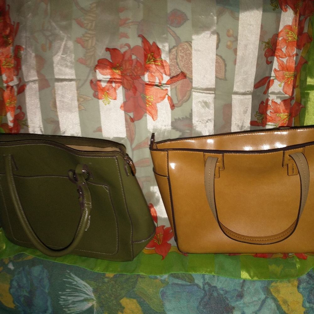 2 MONDANI SHOULDER PURSES